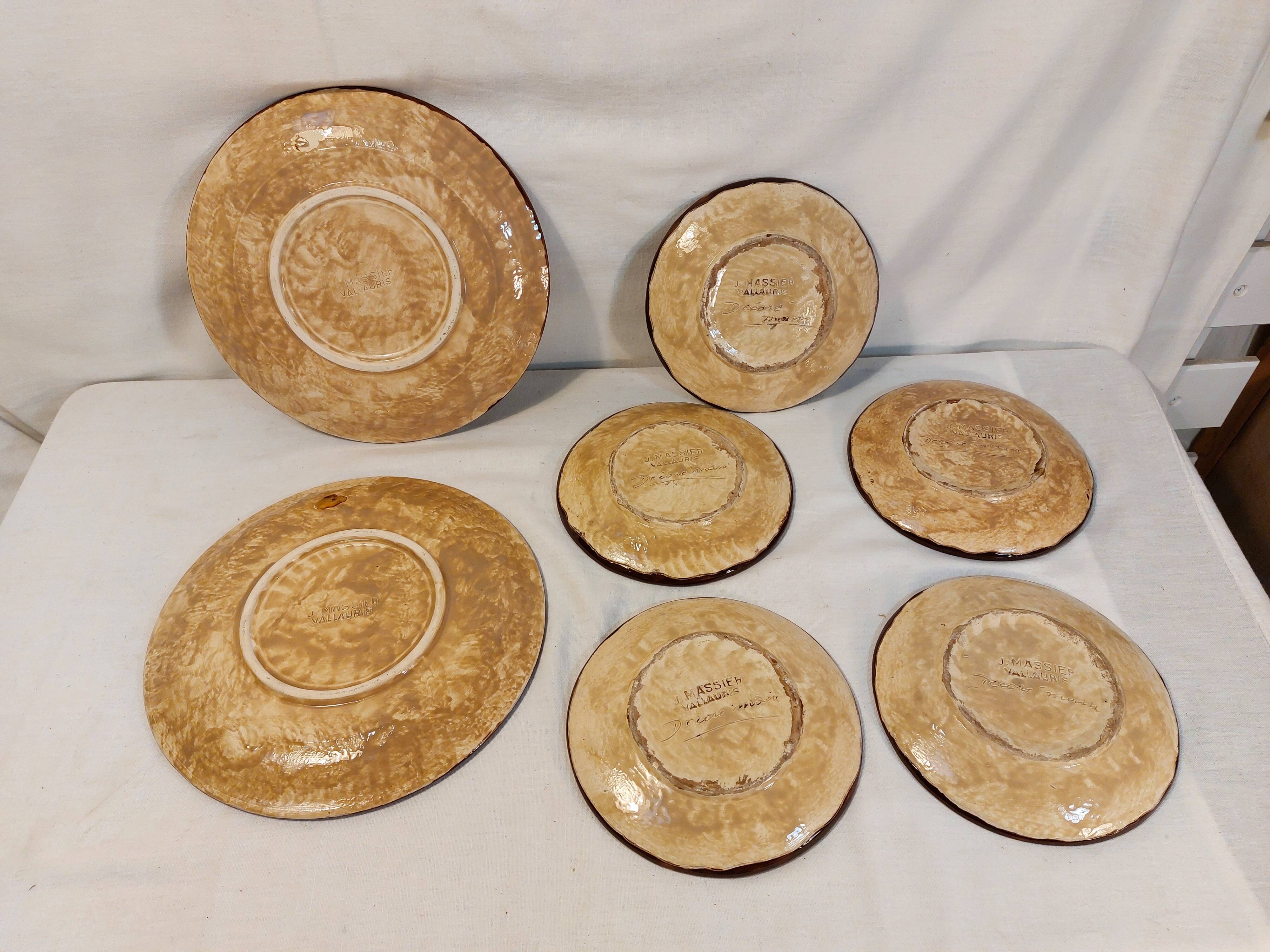 Set of 5 dessert plates and 2 vallauris plates, signed jérôme massier - circa 50/60