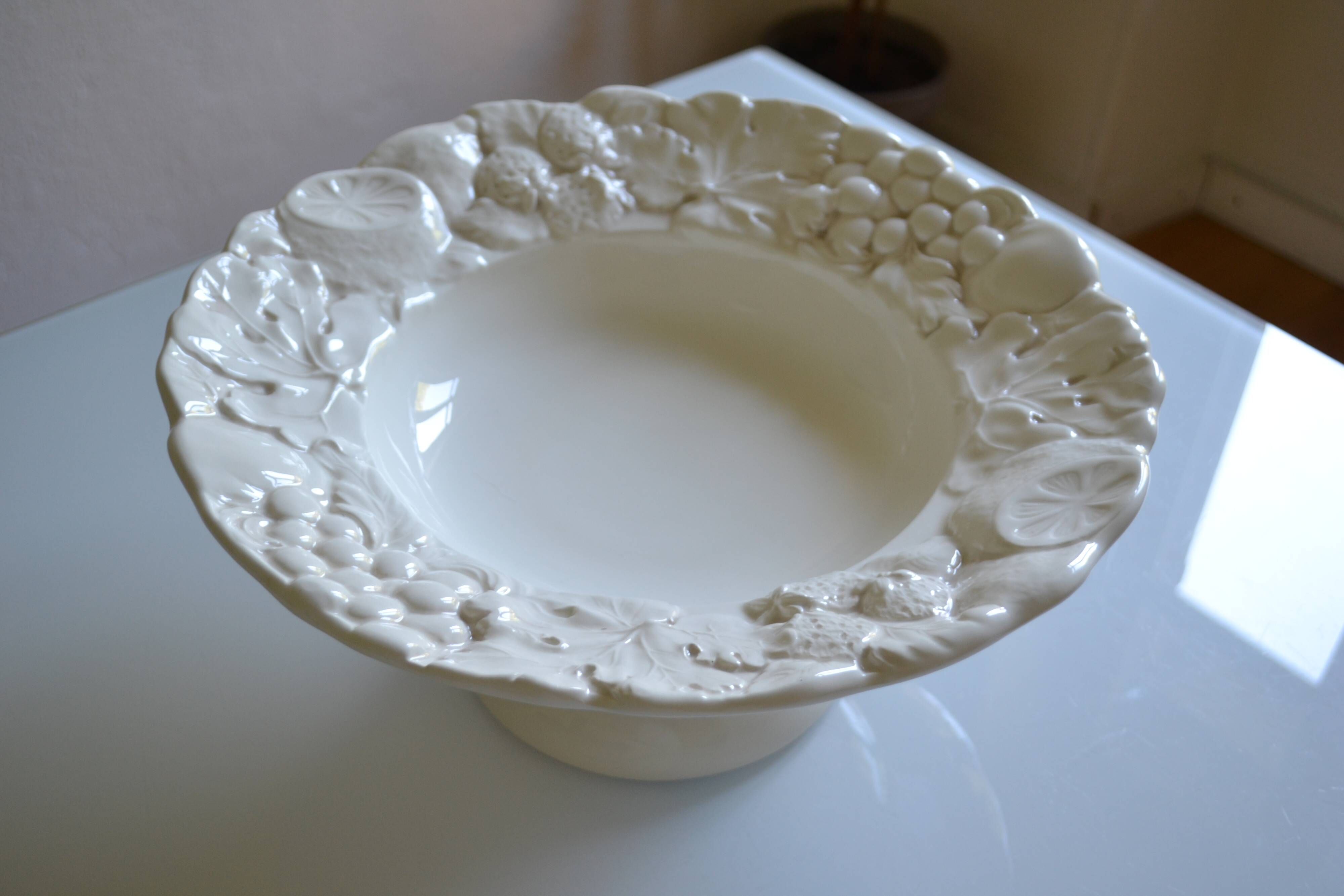 Geneviève Lethu "Mado" large earthenware slip bowl D: 38 cm