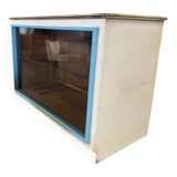 Vintage wooden shop counter/display case: design project