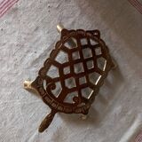 Brass turtle flat bottom
