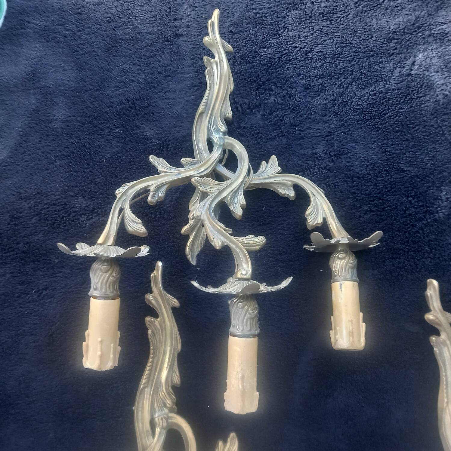 4 large bronze wall lights 3 louis xv rocaille lights