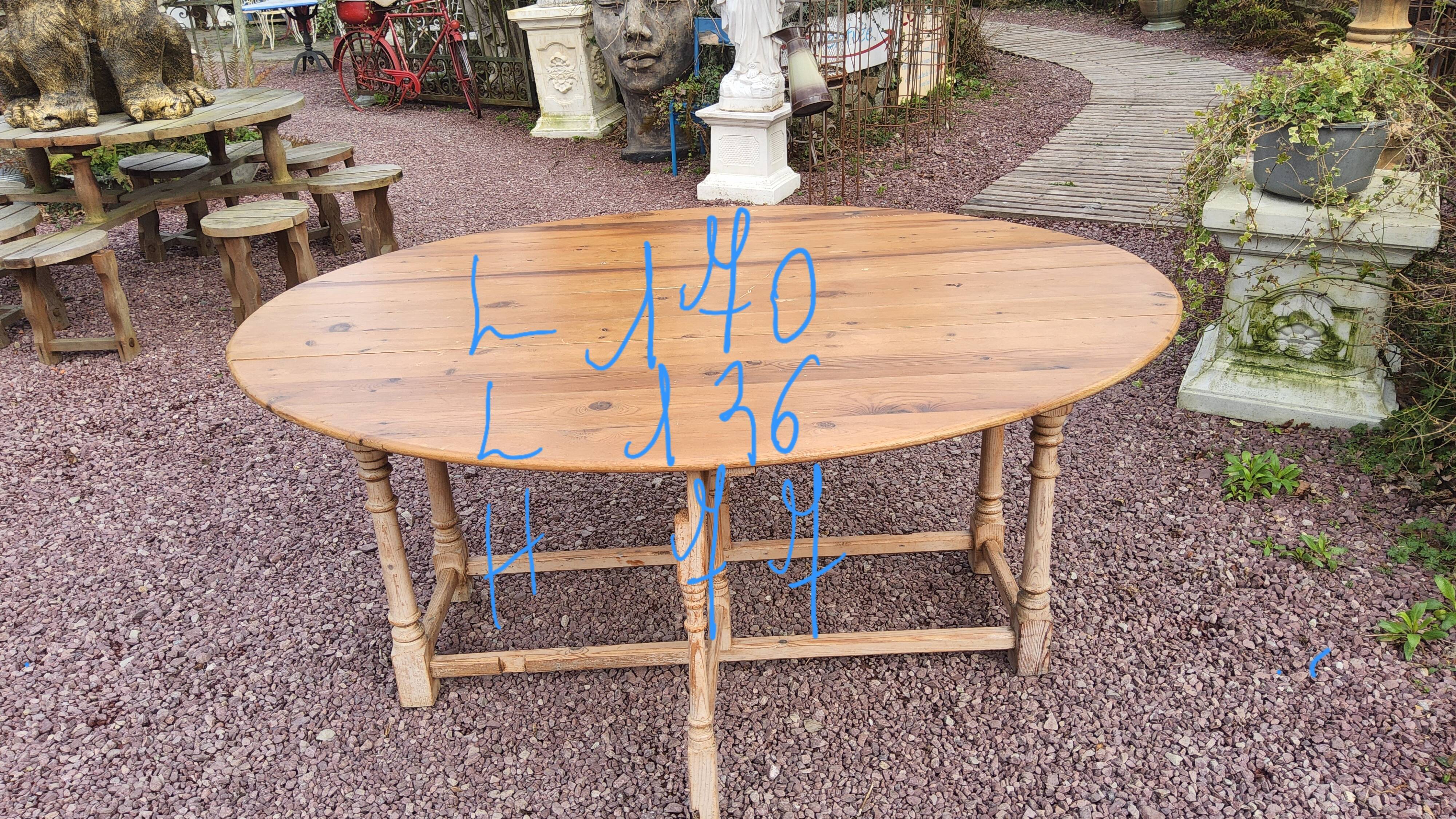 Farm table