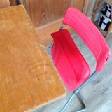 Folding child desk