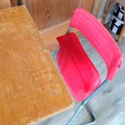 Folding child desk