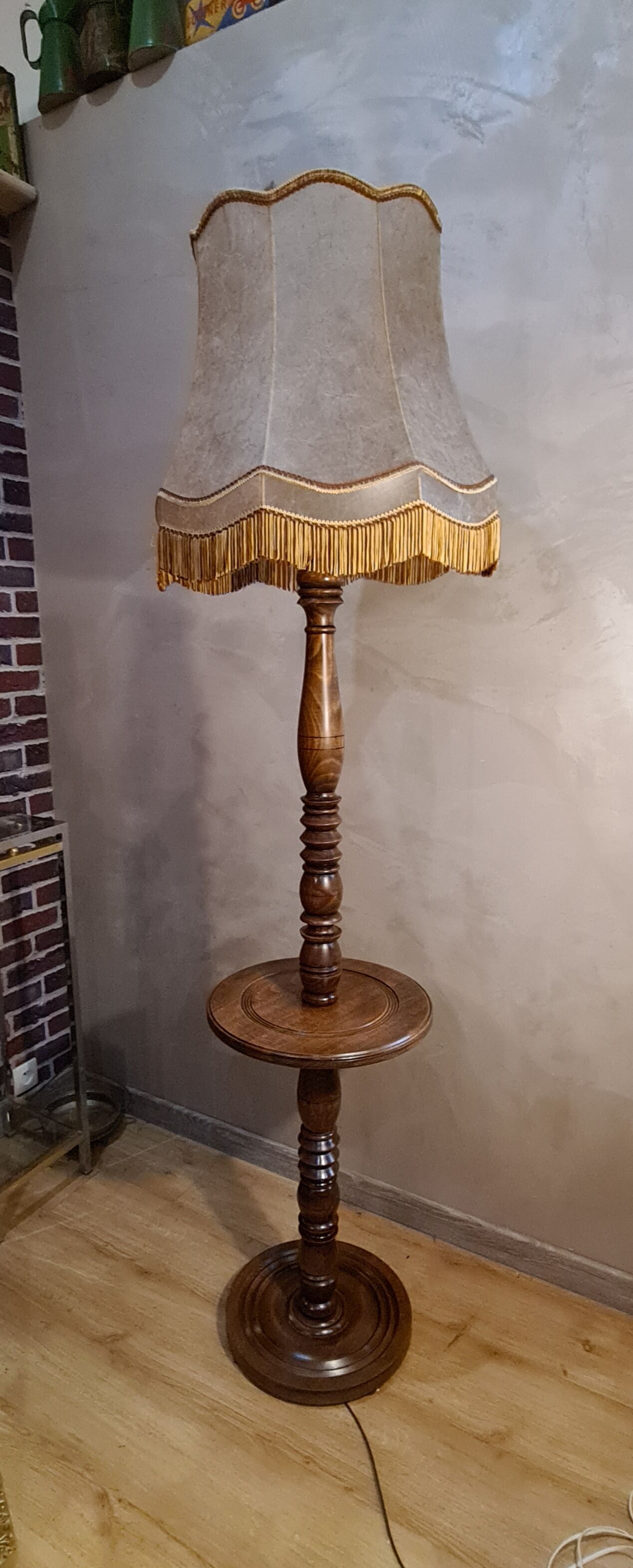 Turned wooden floor lamp 1940 to 50