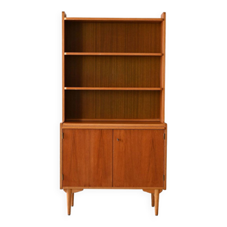 Vintage bookcase with pull-out shelf