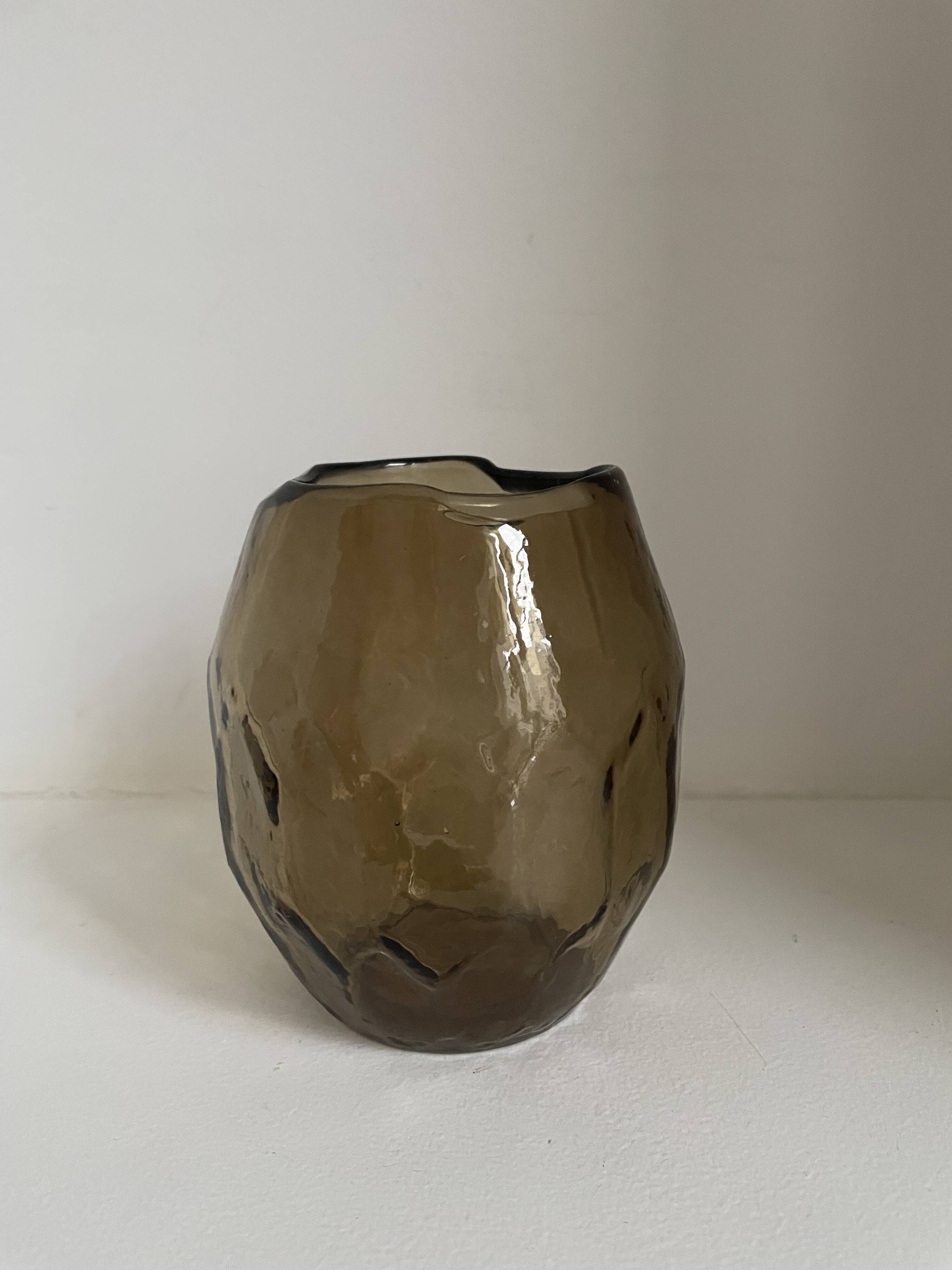 Set of 20 decorative items