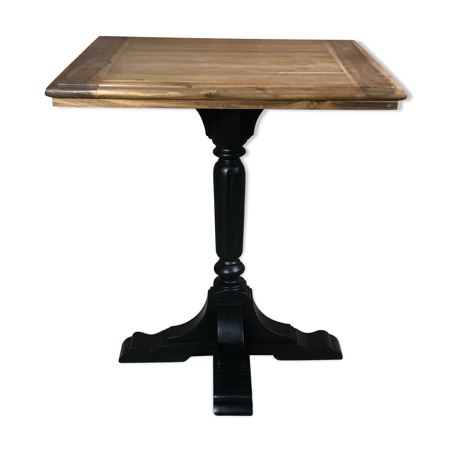 Bistro table in wood black foot and raw top