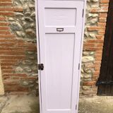 Cloakroom cabinet