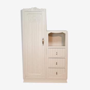 Armoire asymétrique