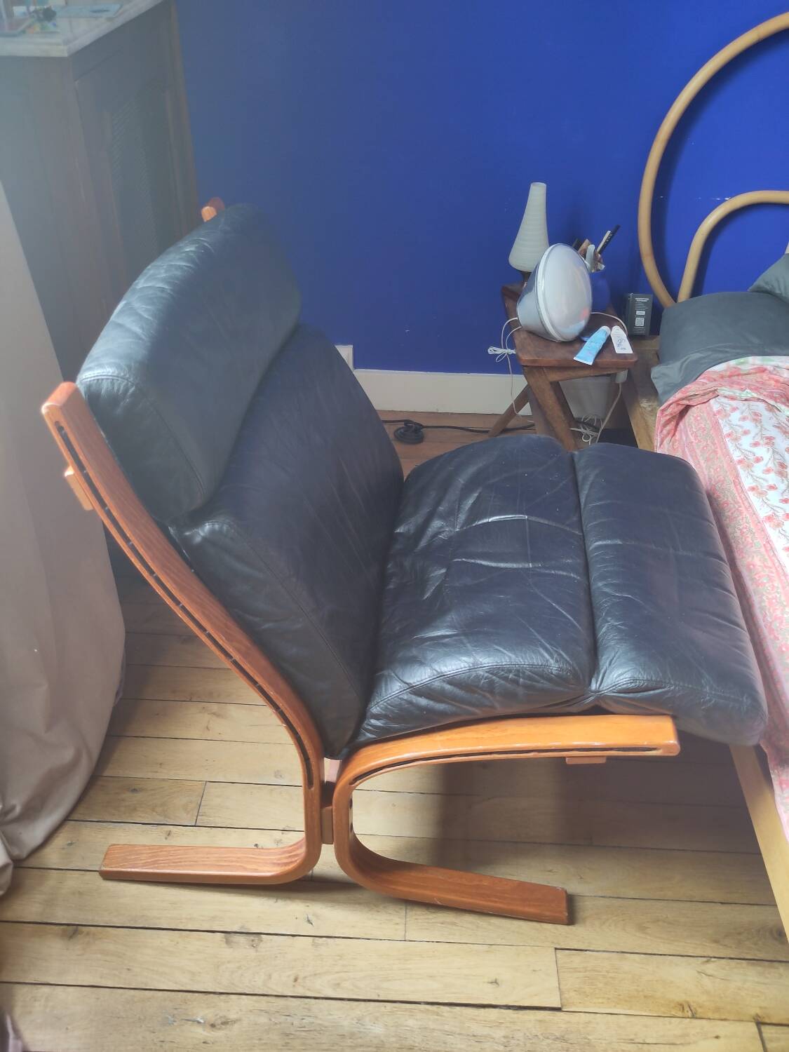 Pair of black leather armchairs Ekornes Ingmar Relling Norway 1960