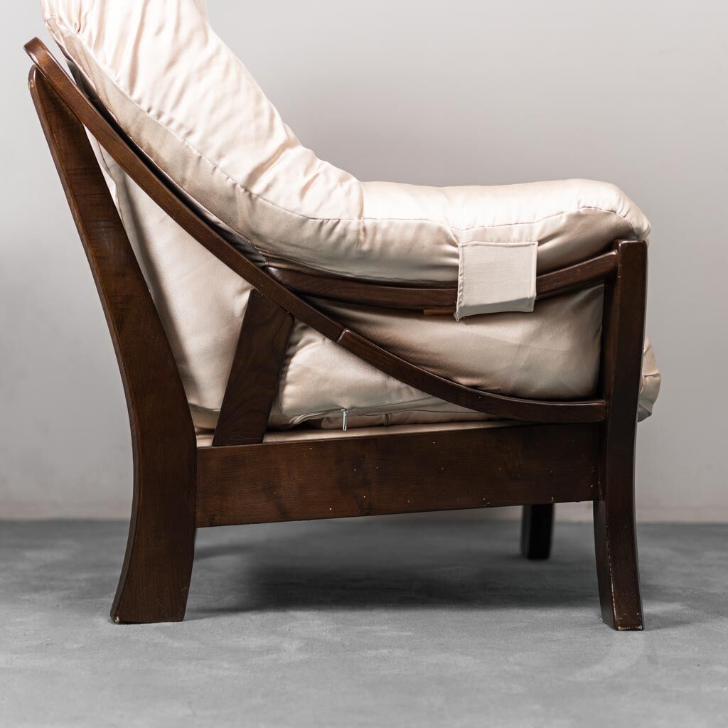 Armchair in beige fabric 70s vintage modern