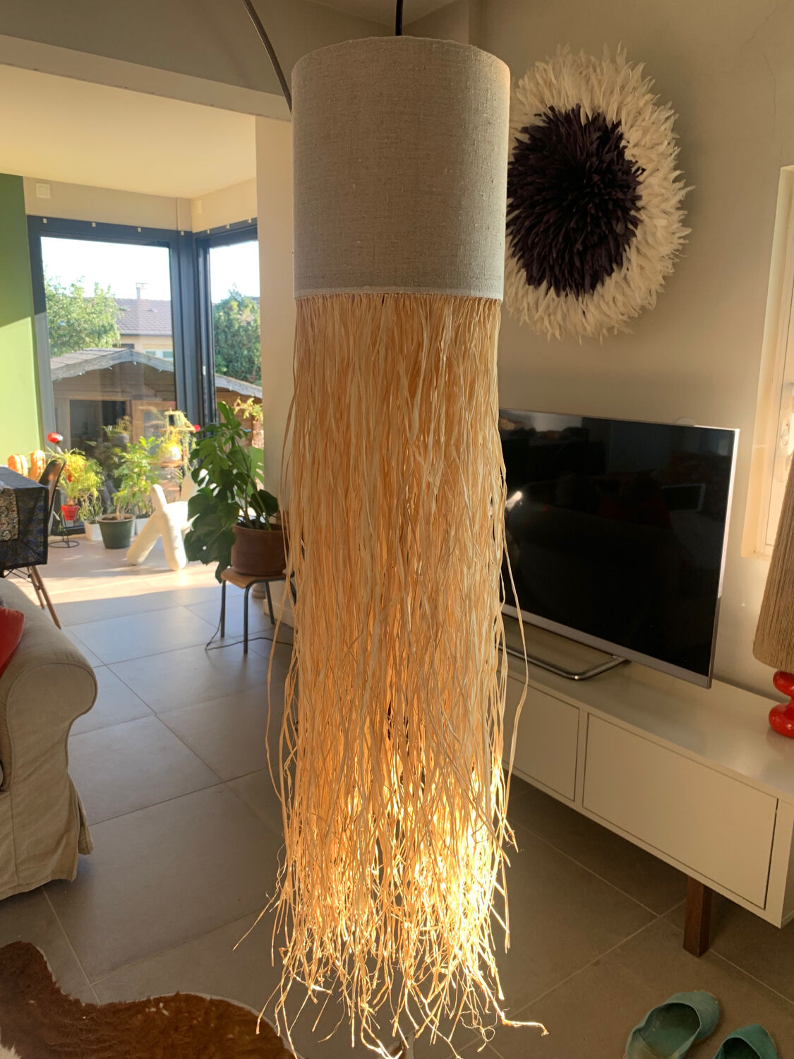 Linen or raffia suspension