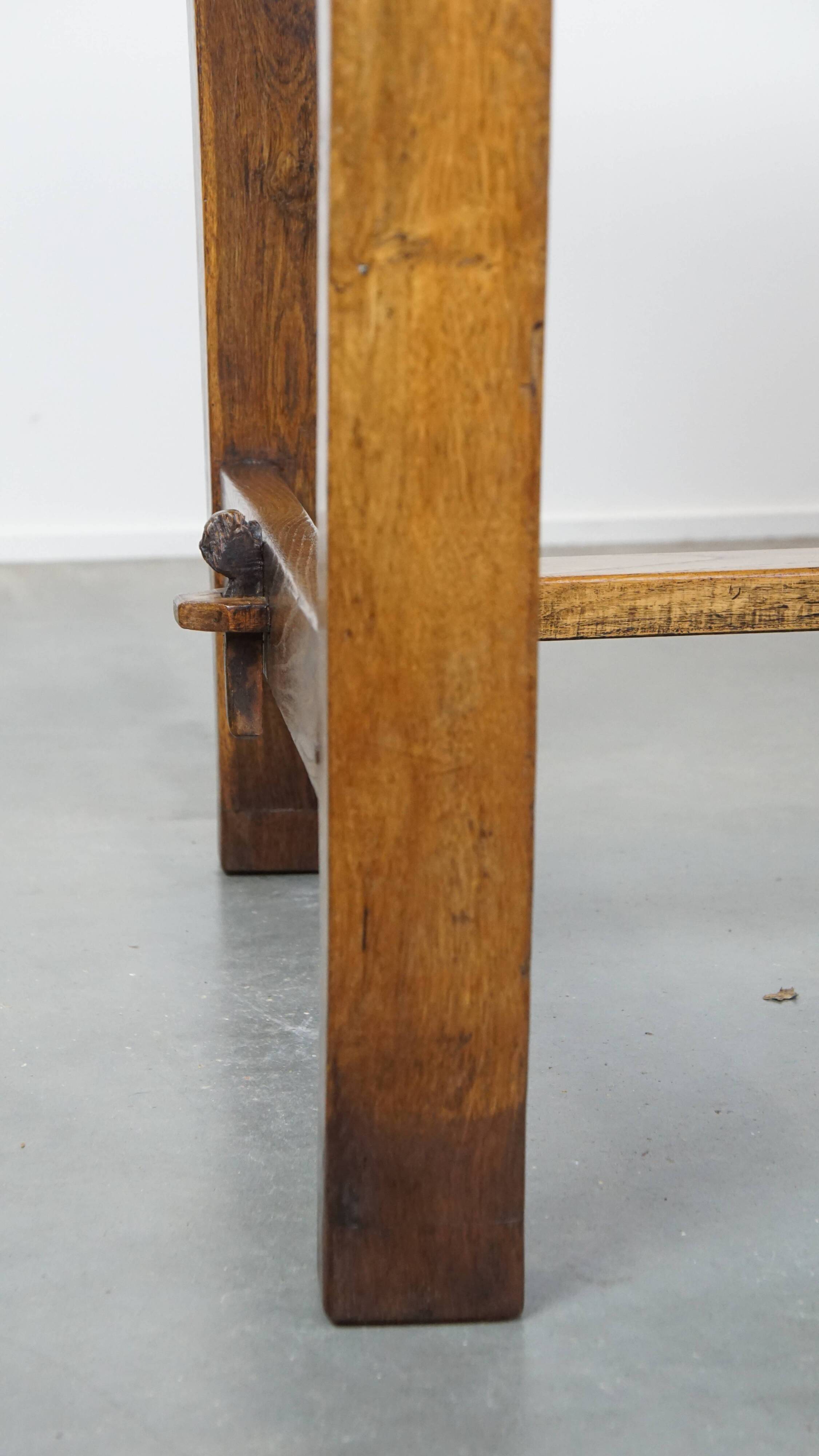 18th-Century Antique Dining Table in Oak with 2 Drawers