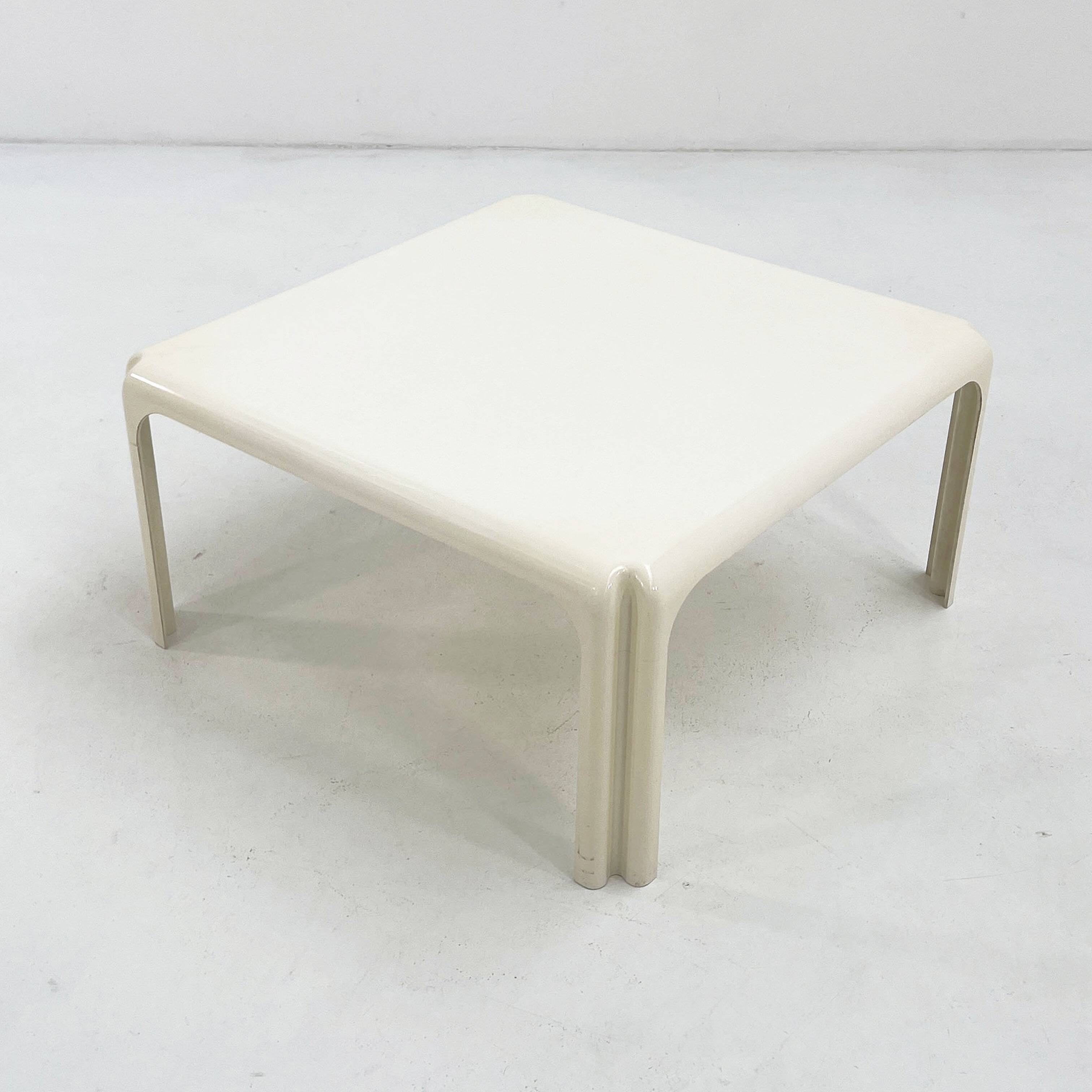 Arcadia coffee table by Vico Magistretti for Artemide, 1970