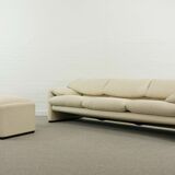 Maralunga 3-seat Sofa with Footrest in offwhite by Vico Magistretti for Cassina, Italy