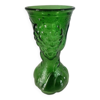 Vase en verre vert décor grappe de raisin et fruits