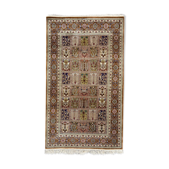 Tapis vintage turc en soie 92x157 cm