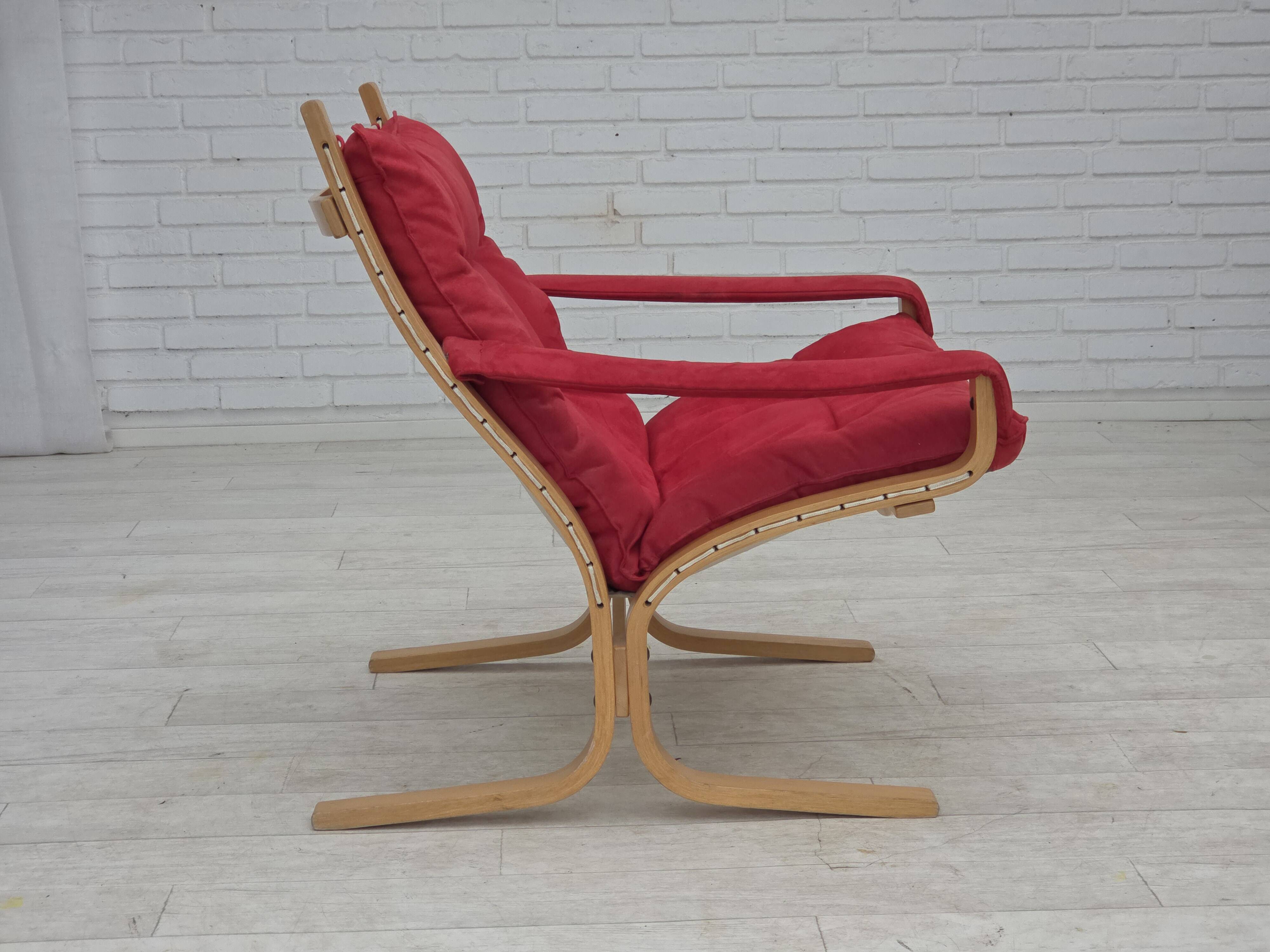 1970s, Norwegian design by Ingmar Relling, model "Siesta", set of 2 chairs.