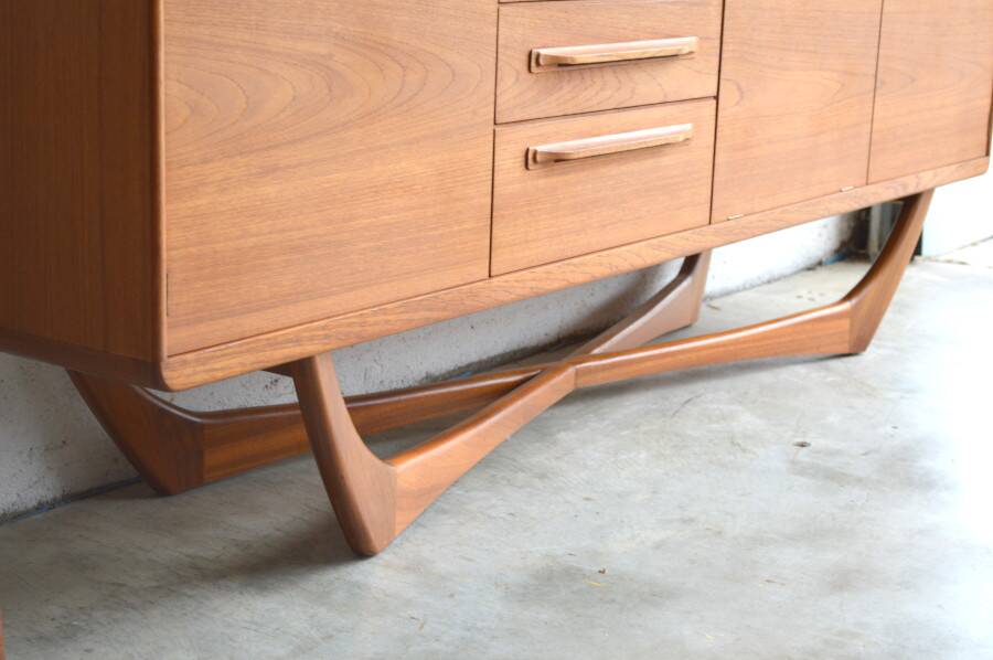 Scottish sideboard by Beithcraft * 205 cm