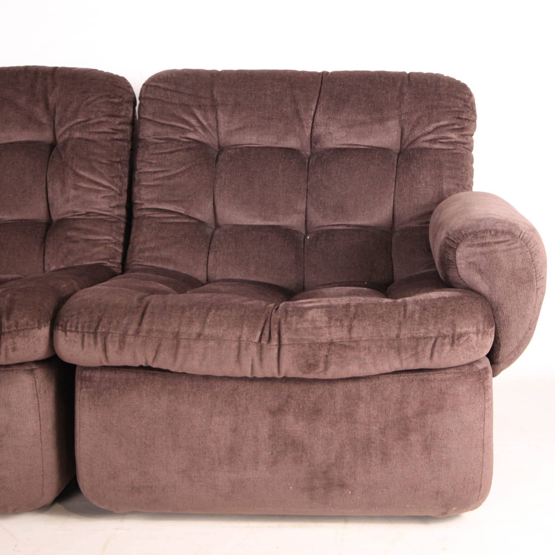 Modular fabric sofa