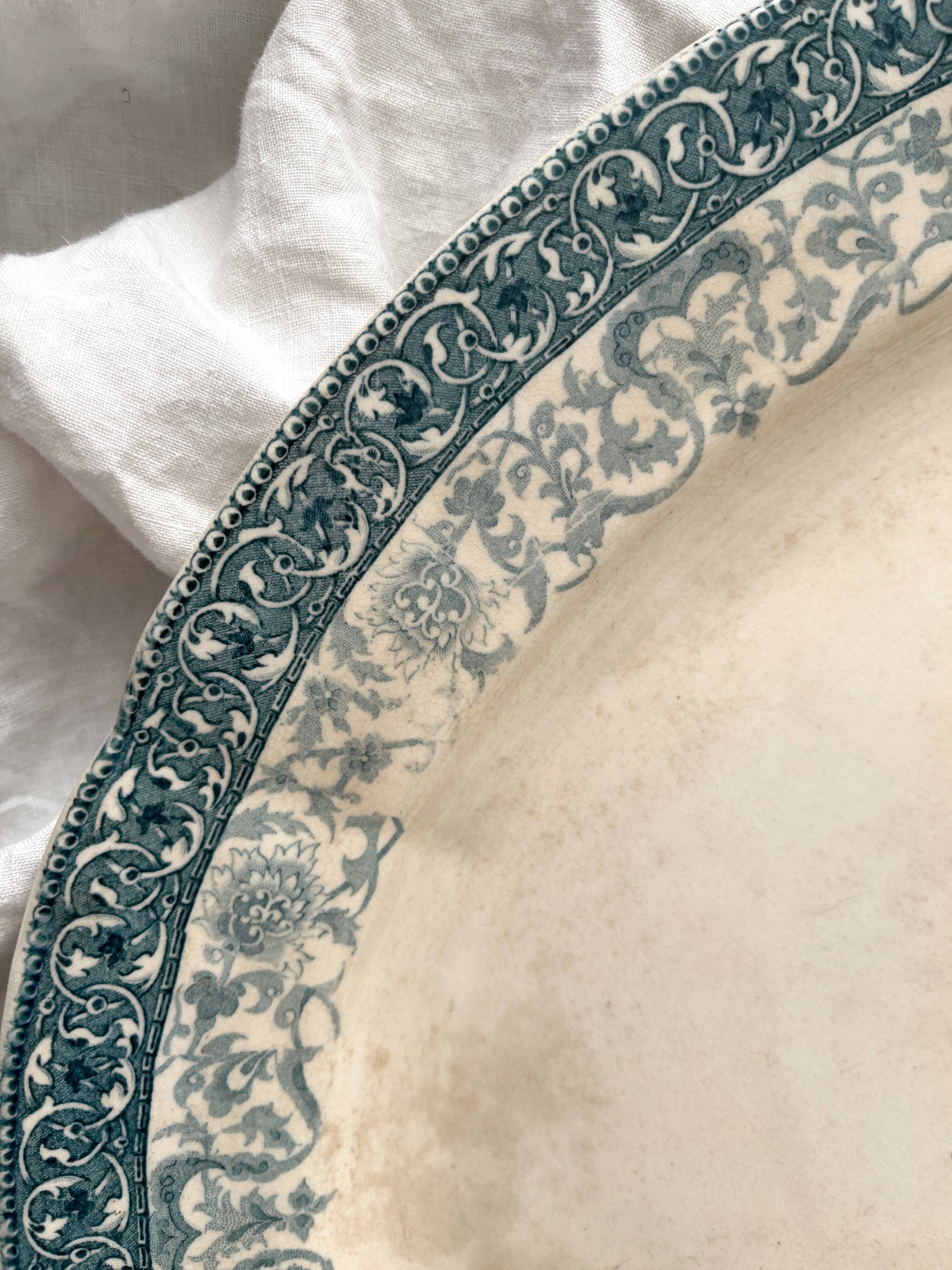 Oval ironstone dish "Sully" Choisy le Roi Hautin Boulenger et Cie