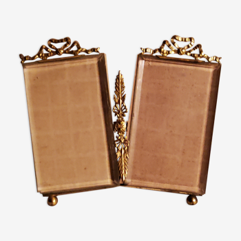 Double cadre photos en laiton et verres biseautés de style Louis XVI des années 1900