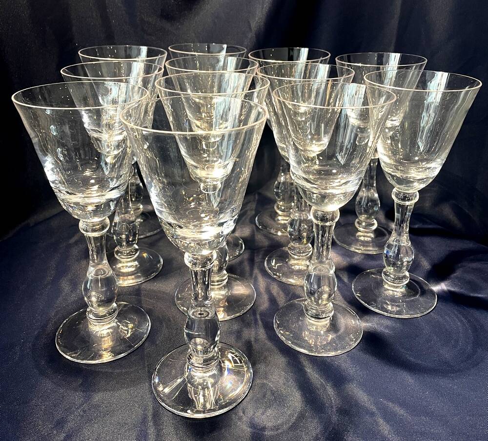 Set of 12 Portieux crystal red wine glasses slim shape