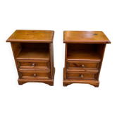 2 tables de chevet en pin massif style Louis XIV