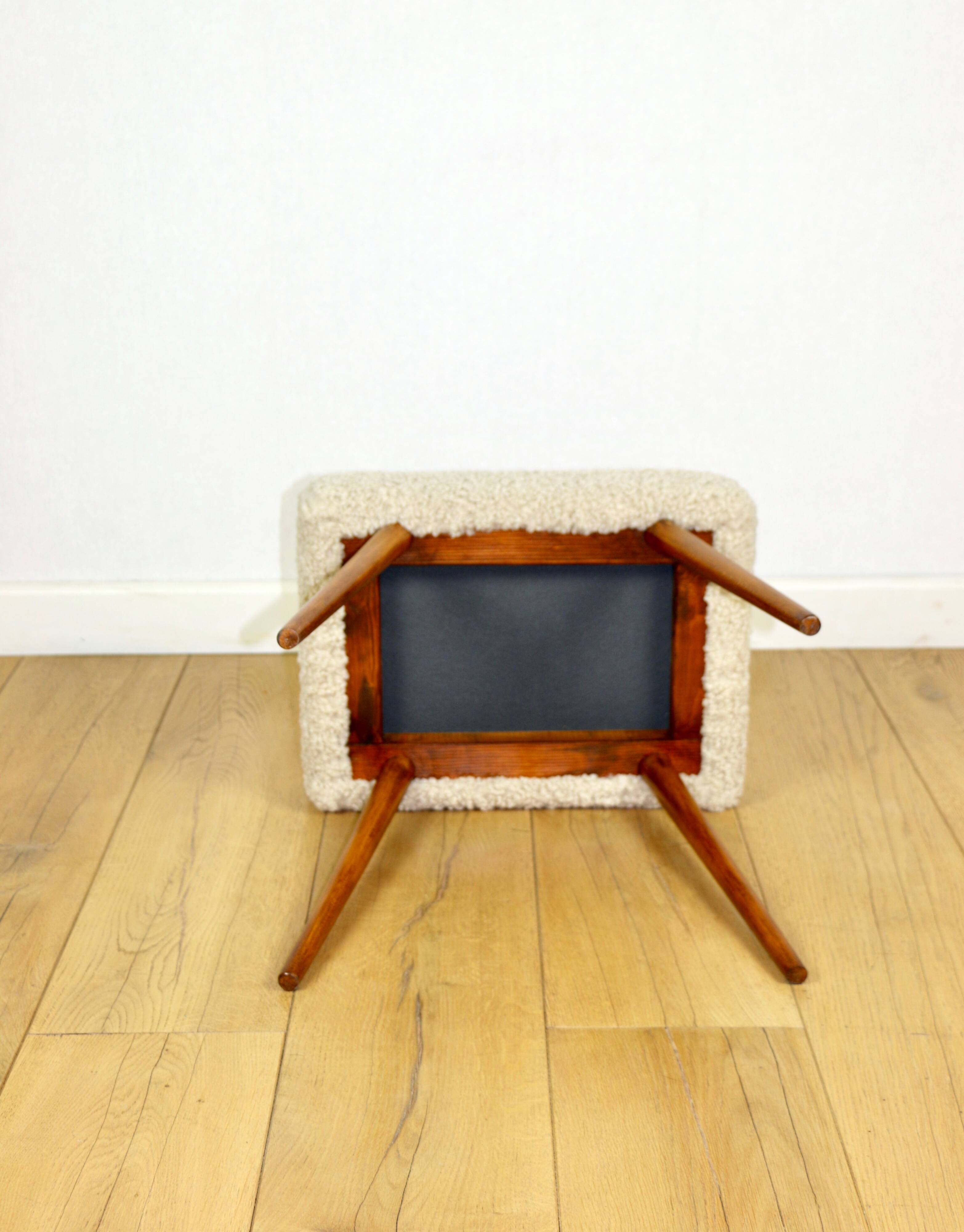 High stool seat boucle beige - round beech legs
