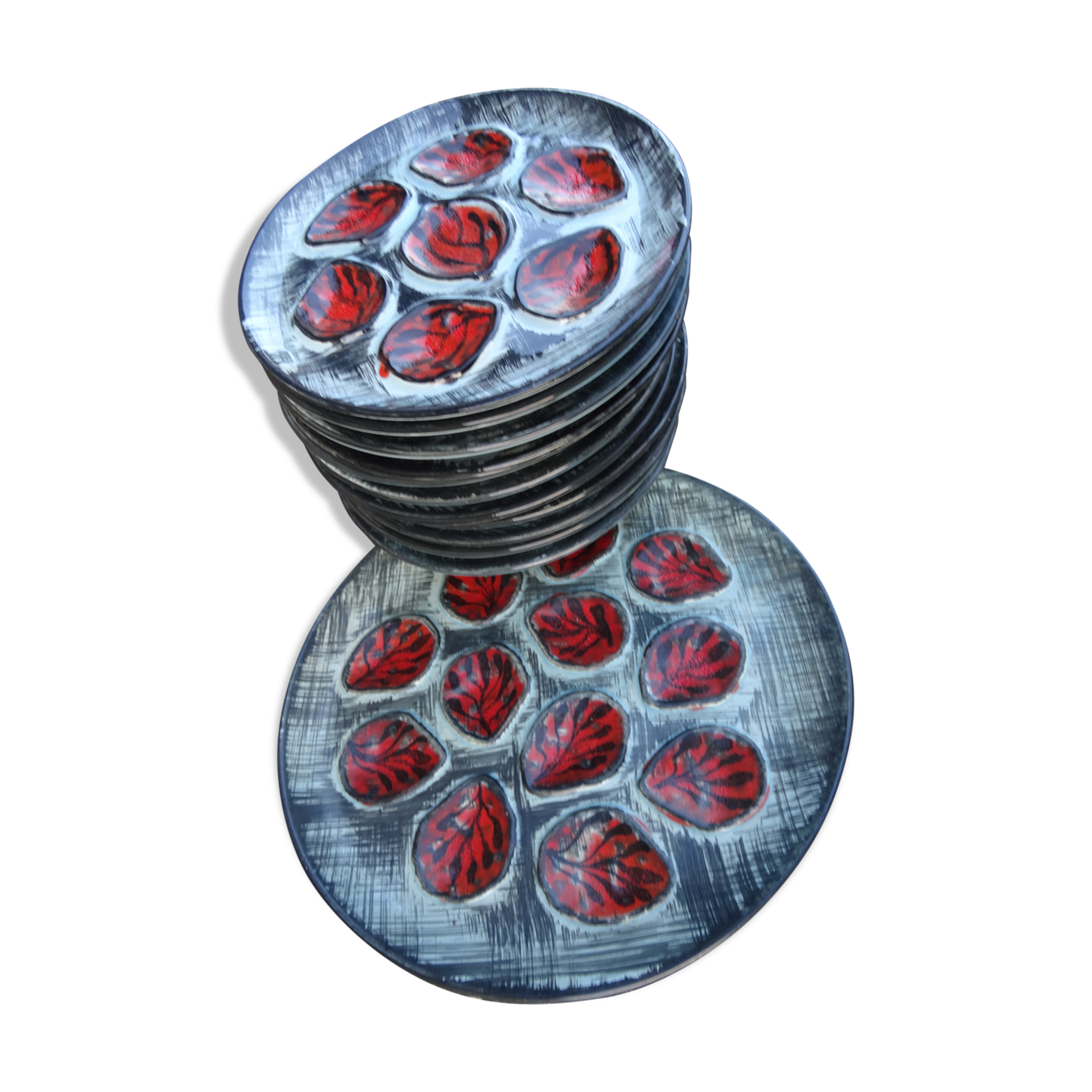 Ceramic oyster service