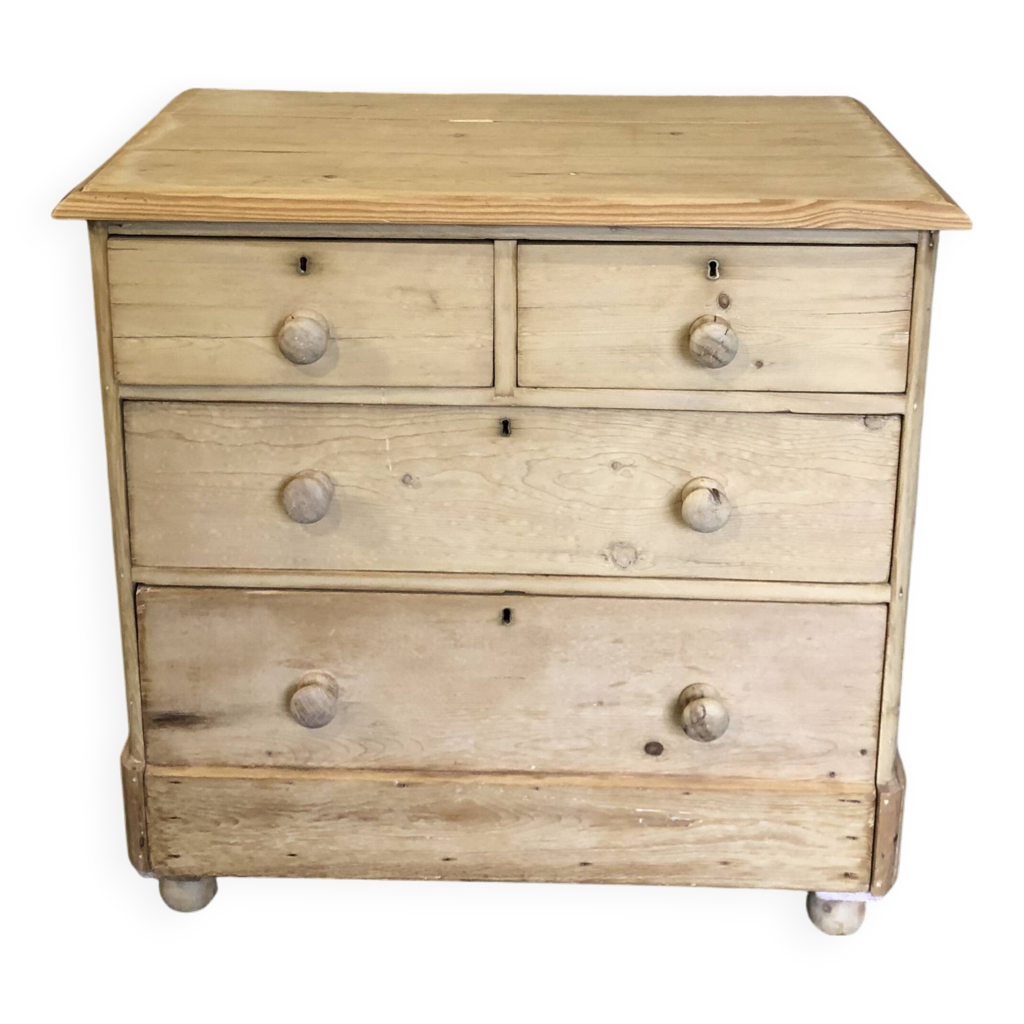 English chest of drawers