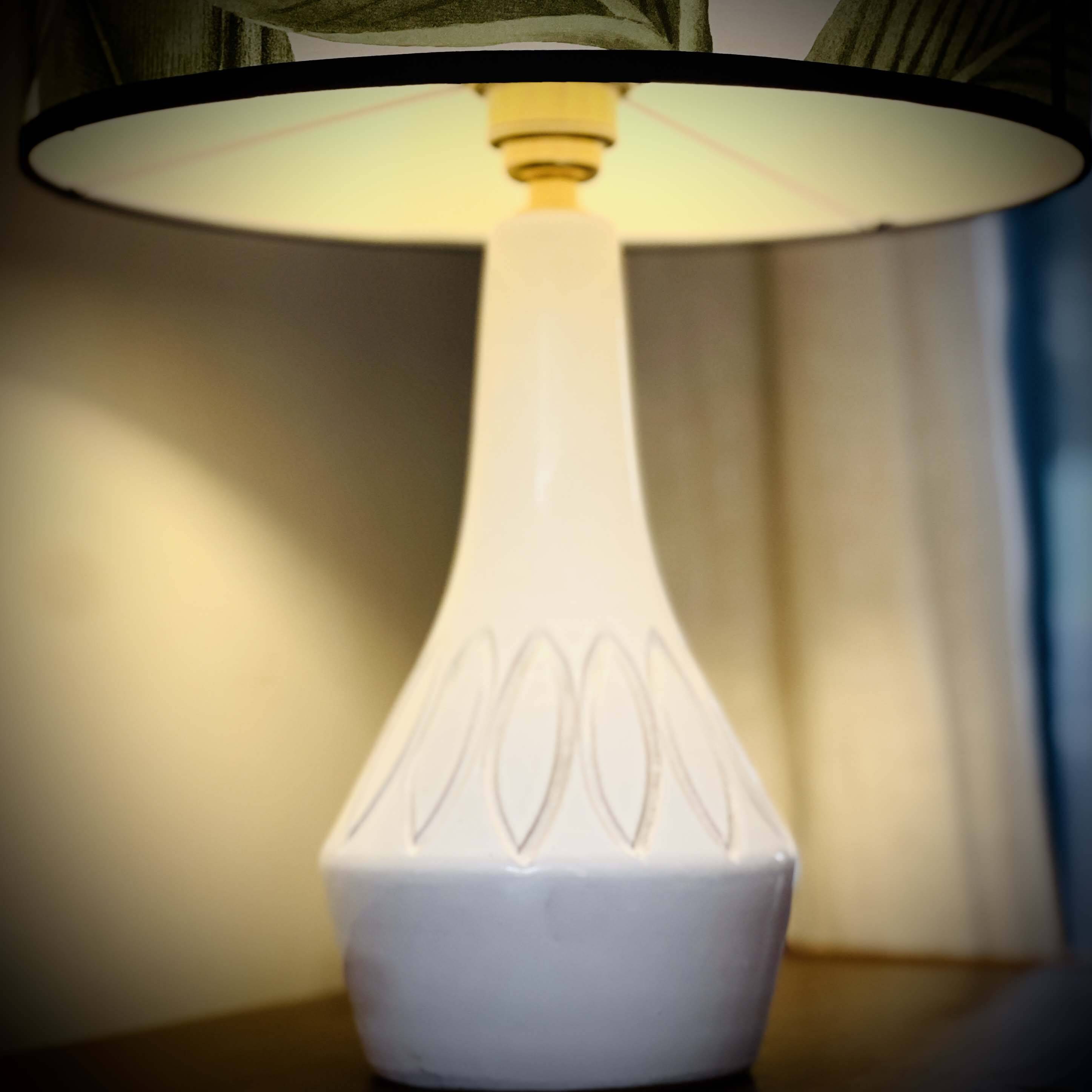 Beautiful white ceramic table lamp from the brand C.C. Keramik, Denmark