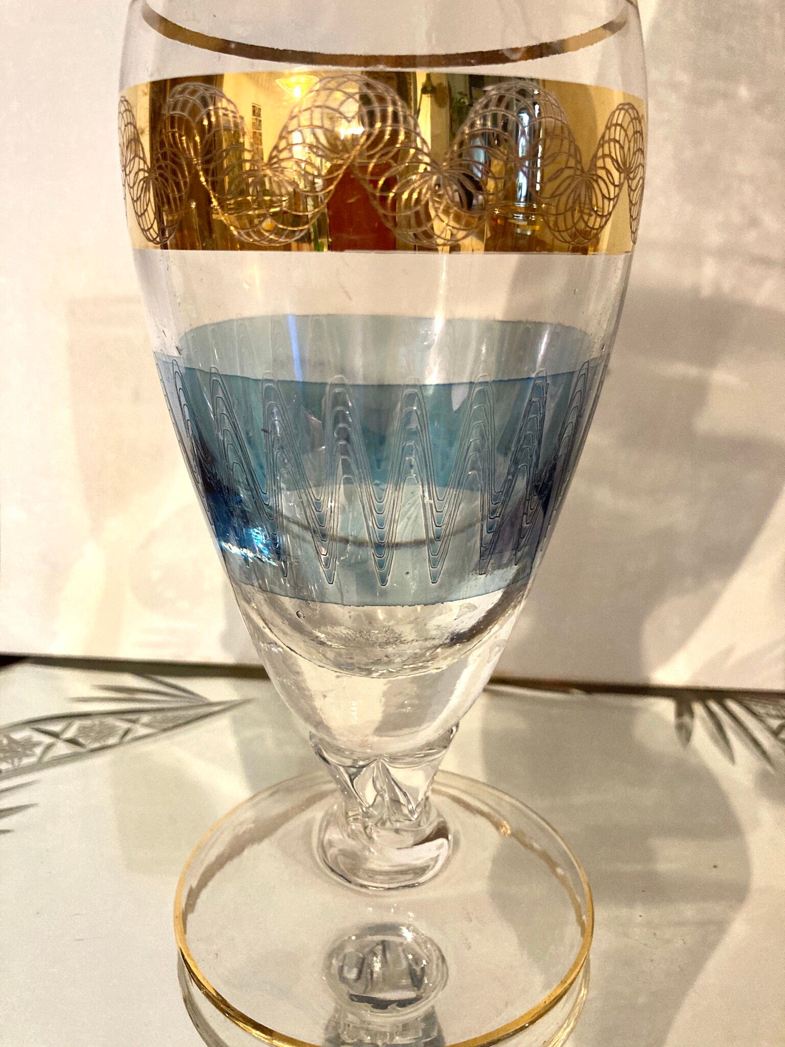 Vintage decanter digestive liqueur service