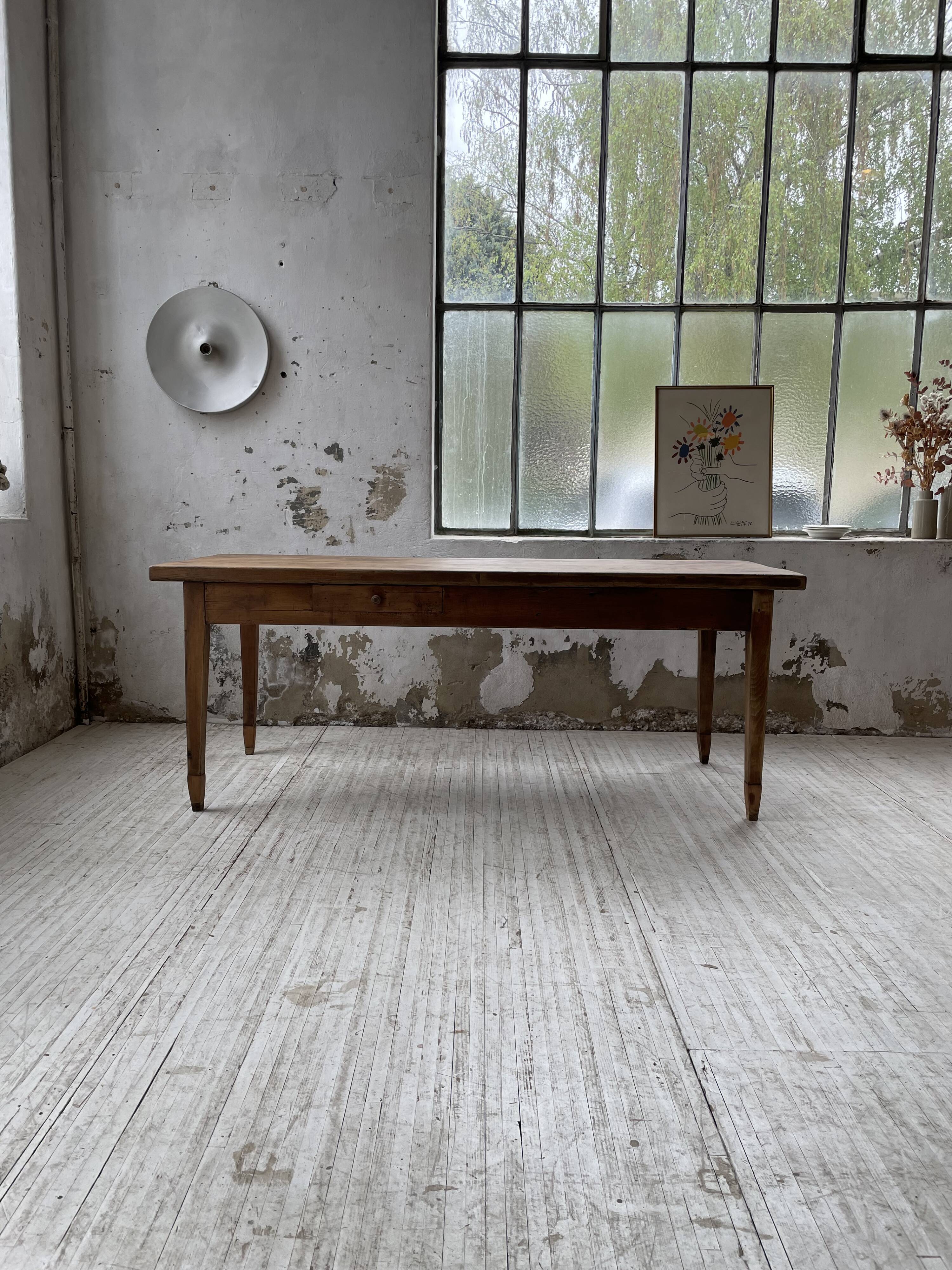 Farmhouse table in oak and walnut 2m