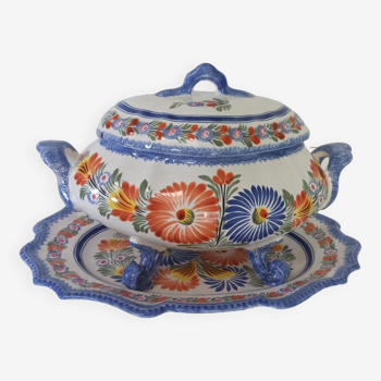 Tureen and its presentation dish Henriot Quimper