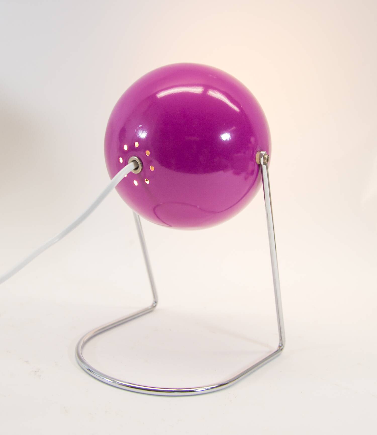 Space-age table lamp | purple and chrome | Vintage 70's