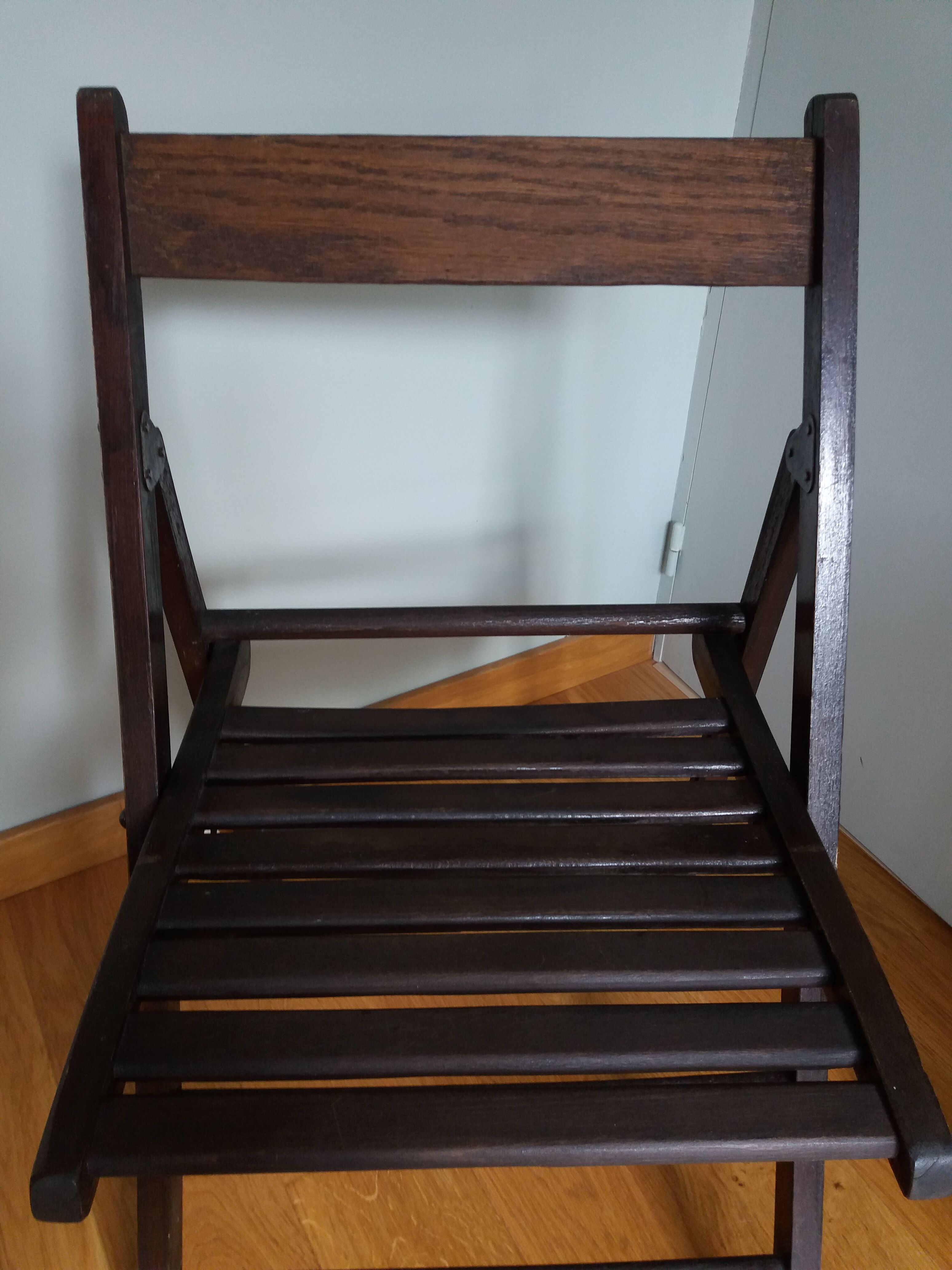 Chaise pliante en bois
