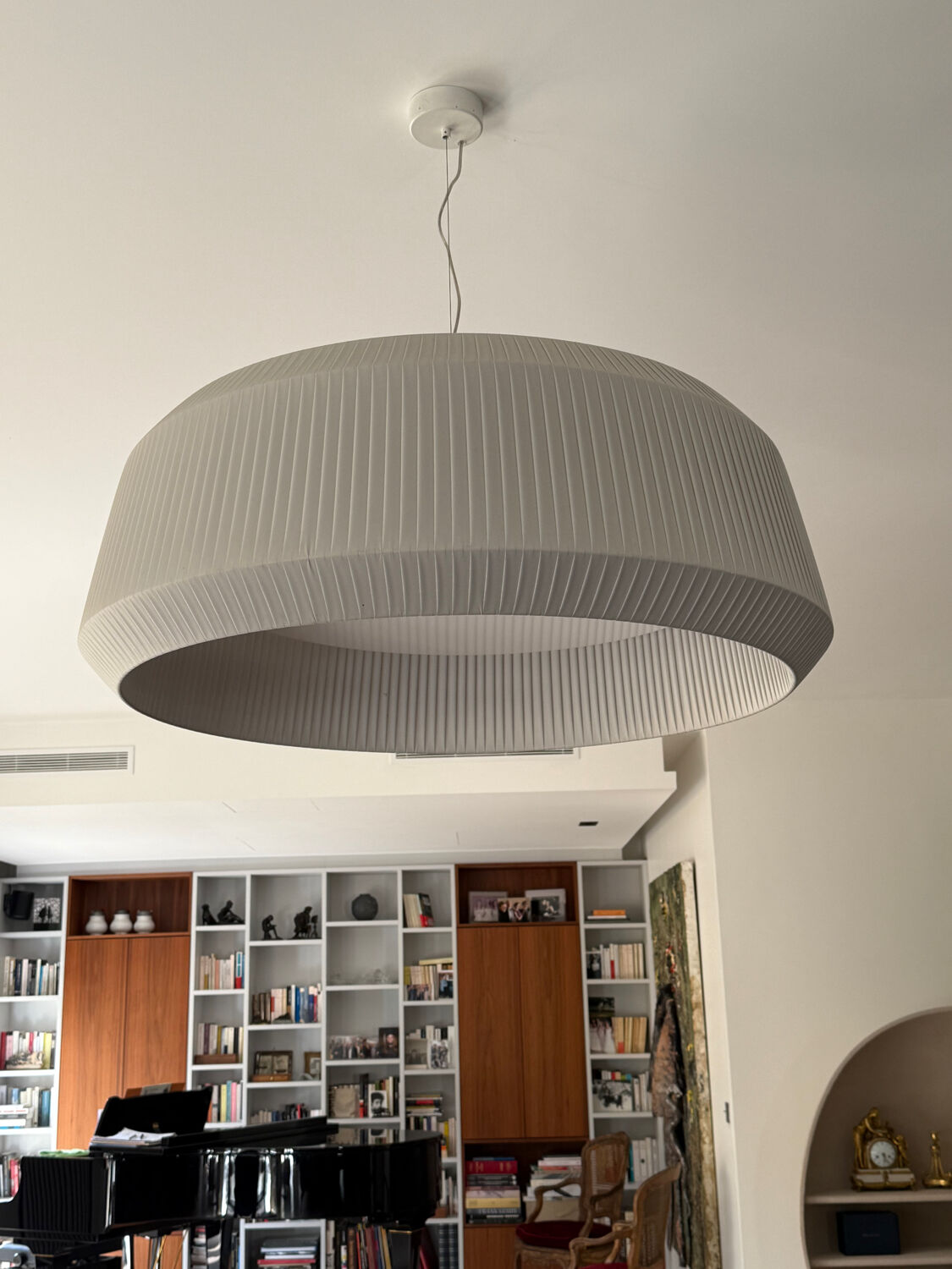 Modoluce Loto Pendant Light – diameter 1 m – pearl grey