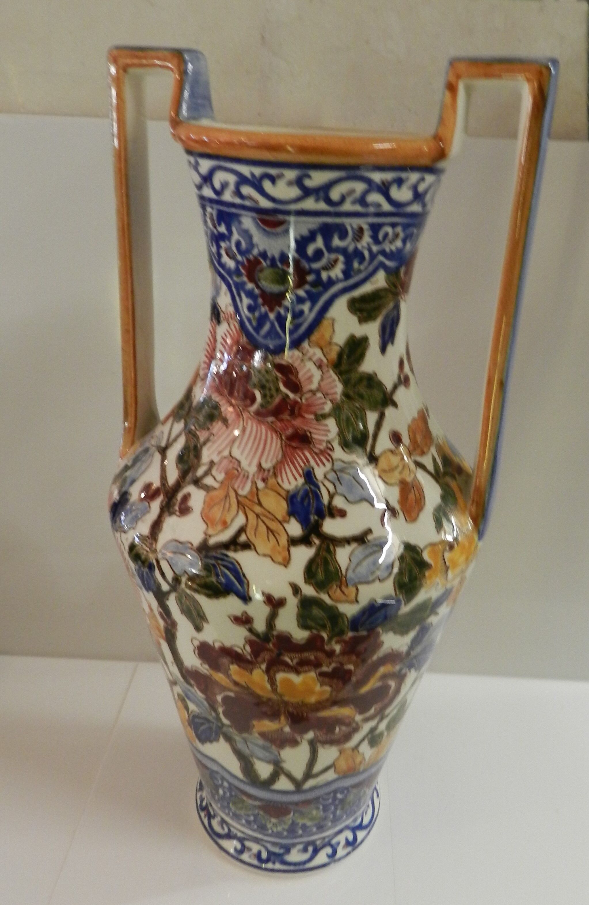 Gien peony model amphora vase