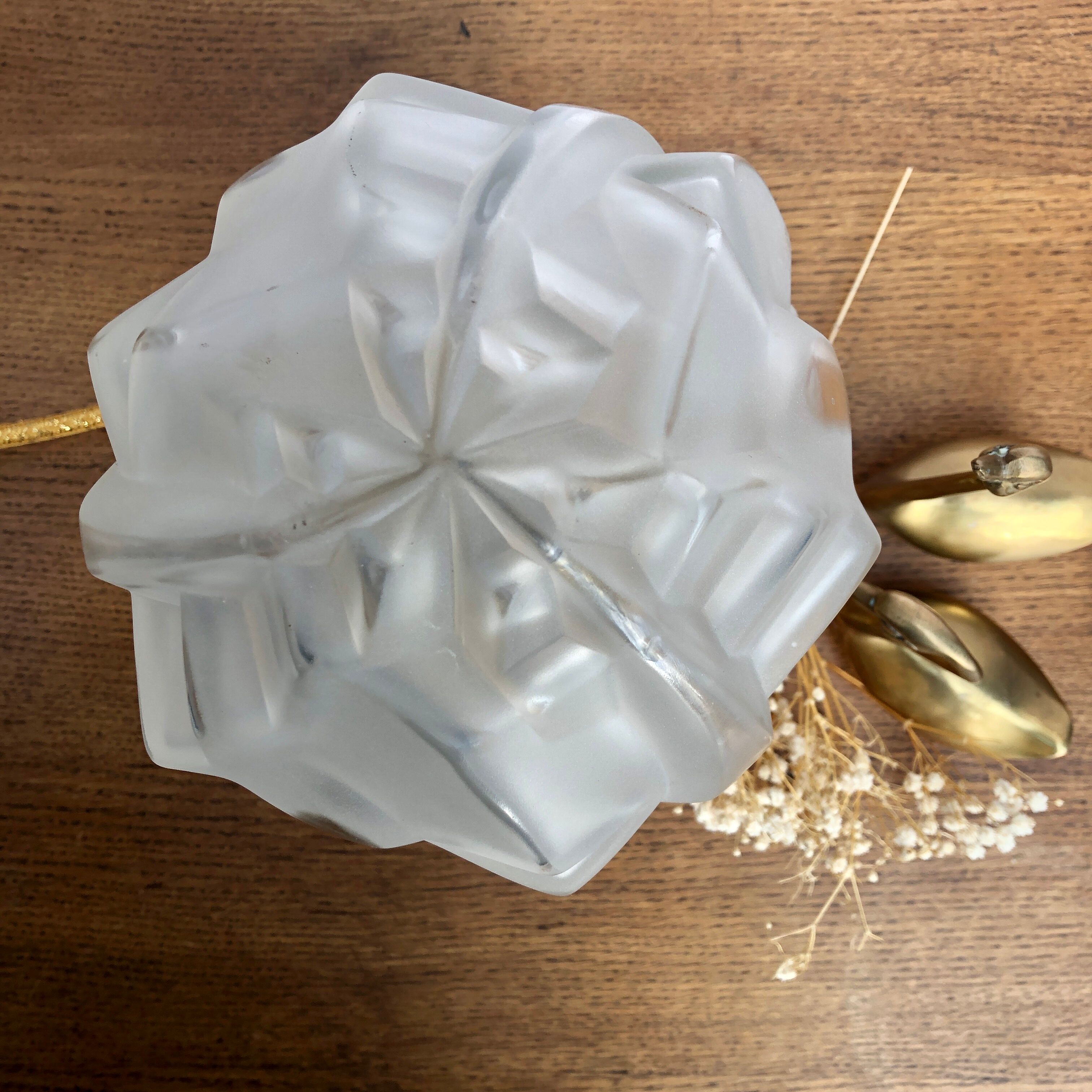 Vintage art deco globe installation lamp