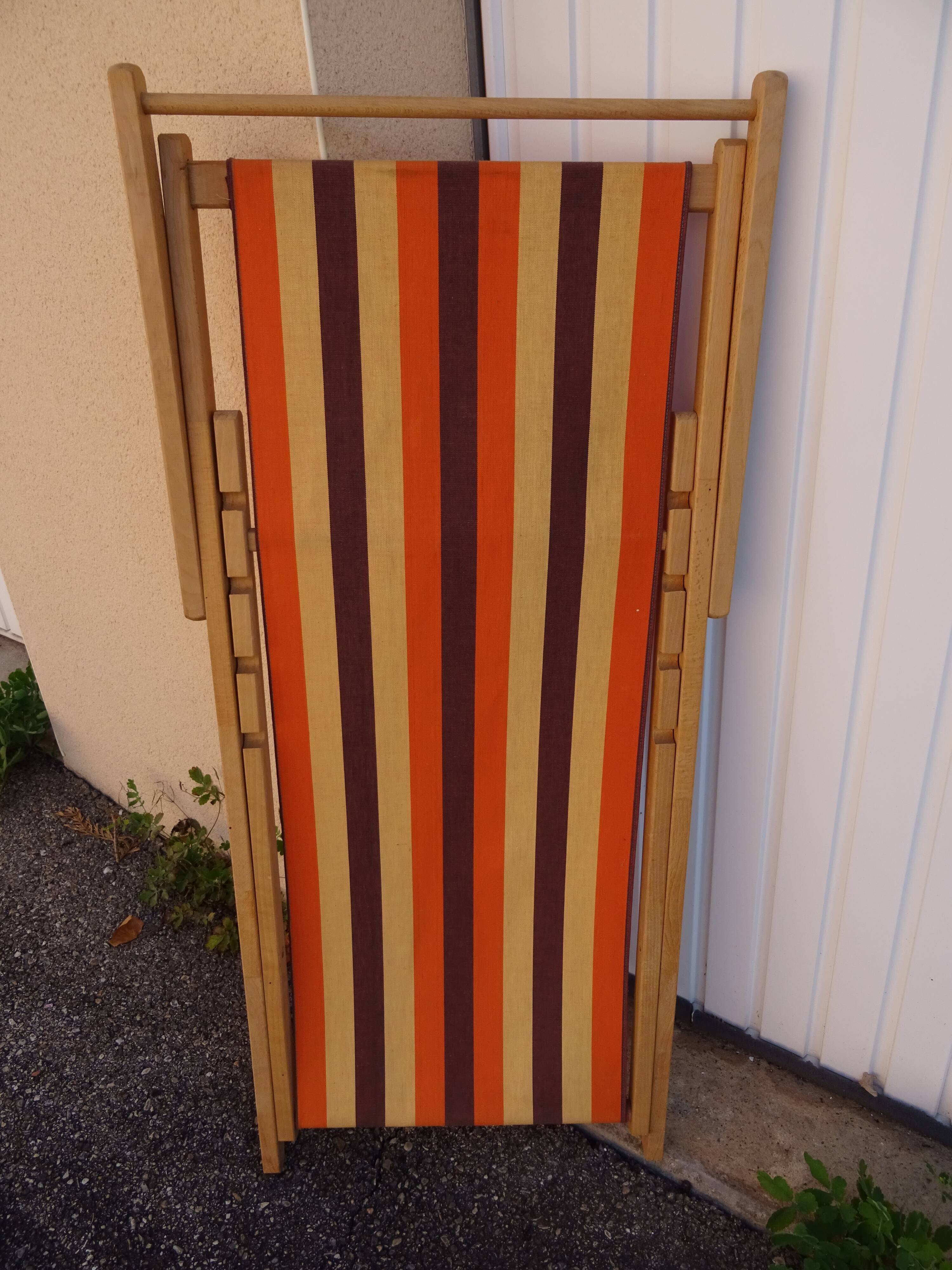 Vintage garden deck chair