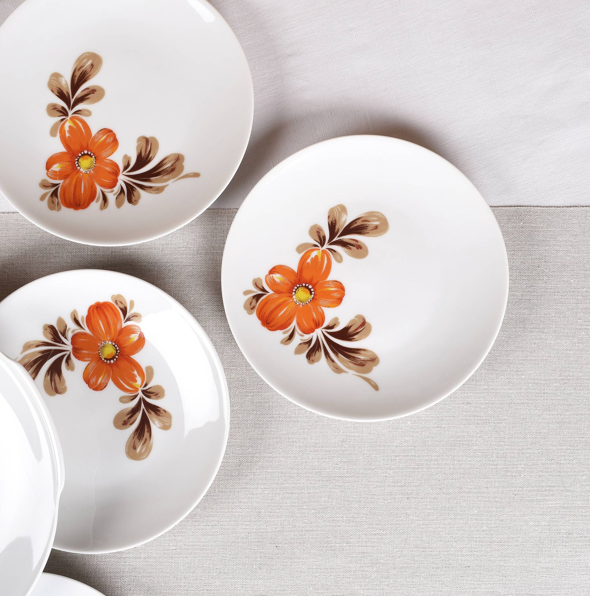 Assiettes vintage en porcelaine Bavaria
