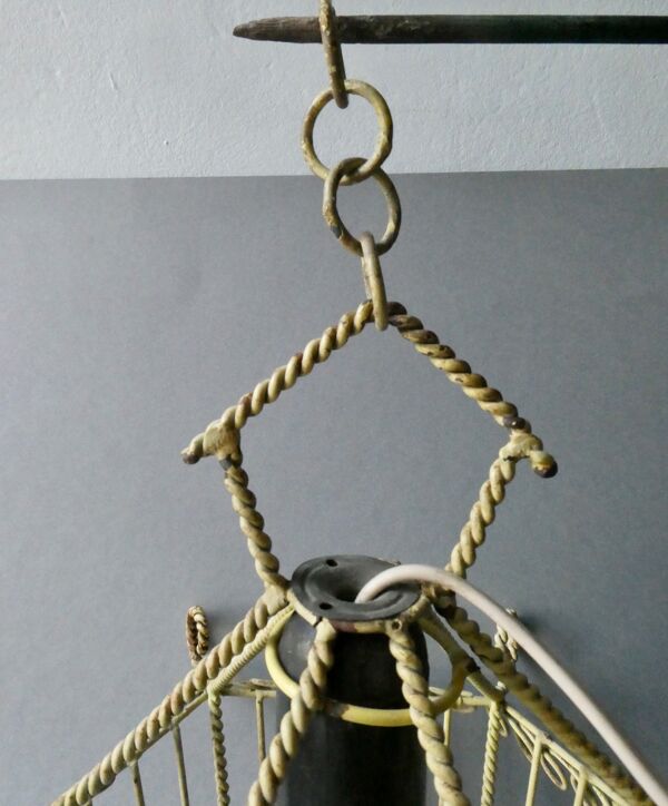 Lustre suspension en métal, forme cage, des années 60