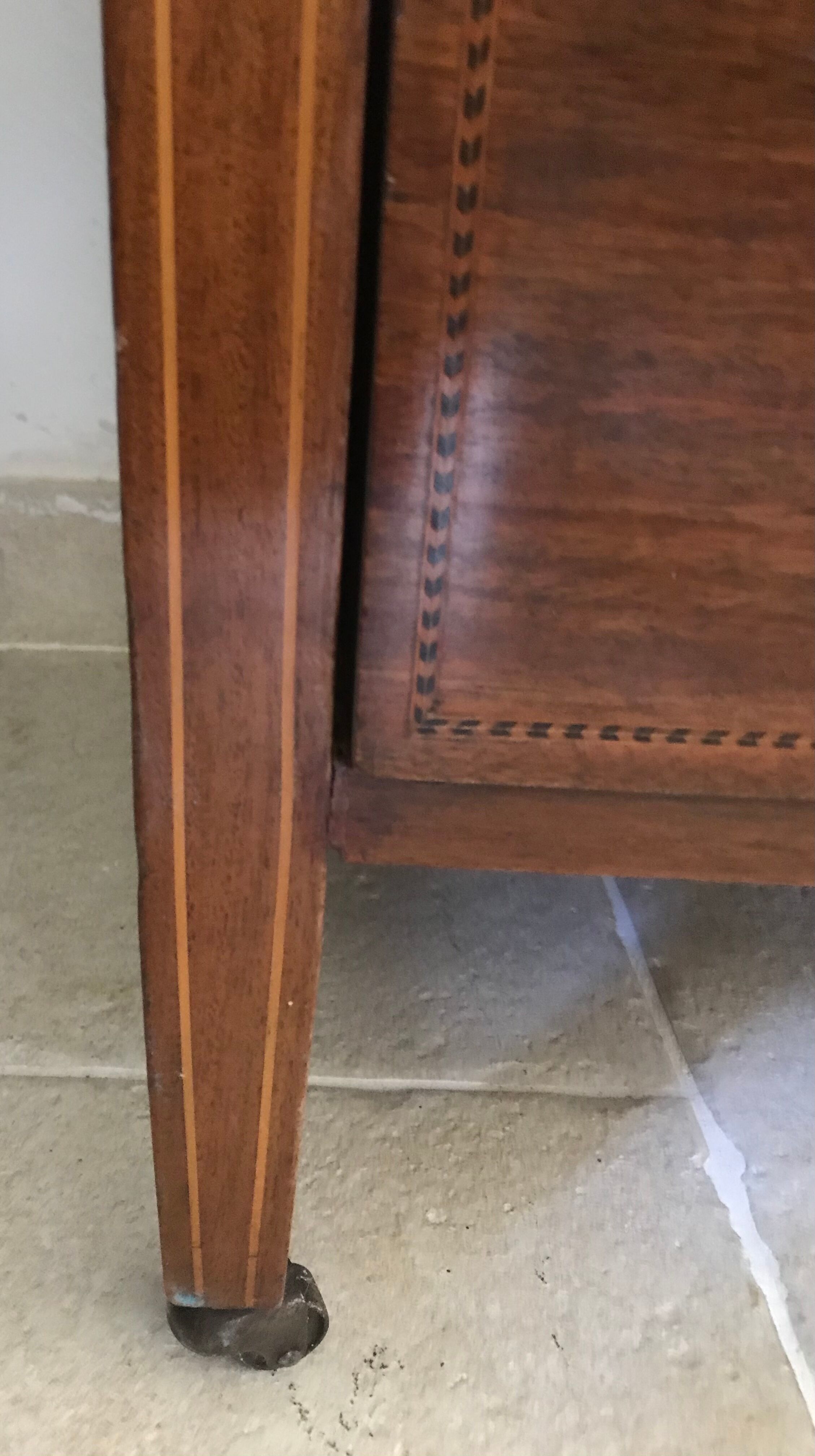 Dresser in rosewood early XXeme