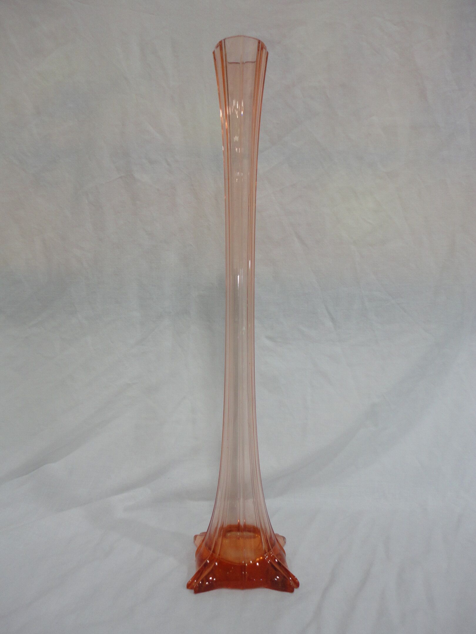Art Deco single-flower vase