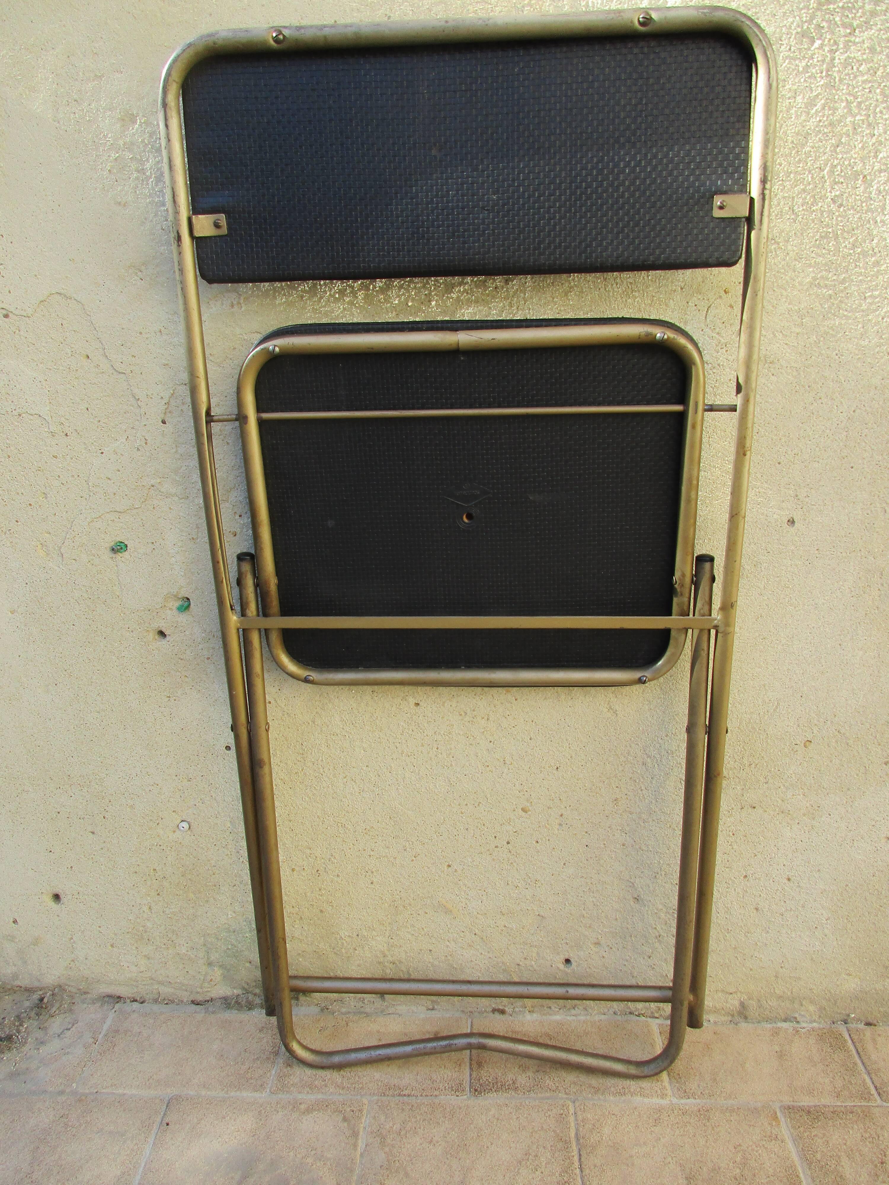 Lot of 4 folding chairs 70s