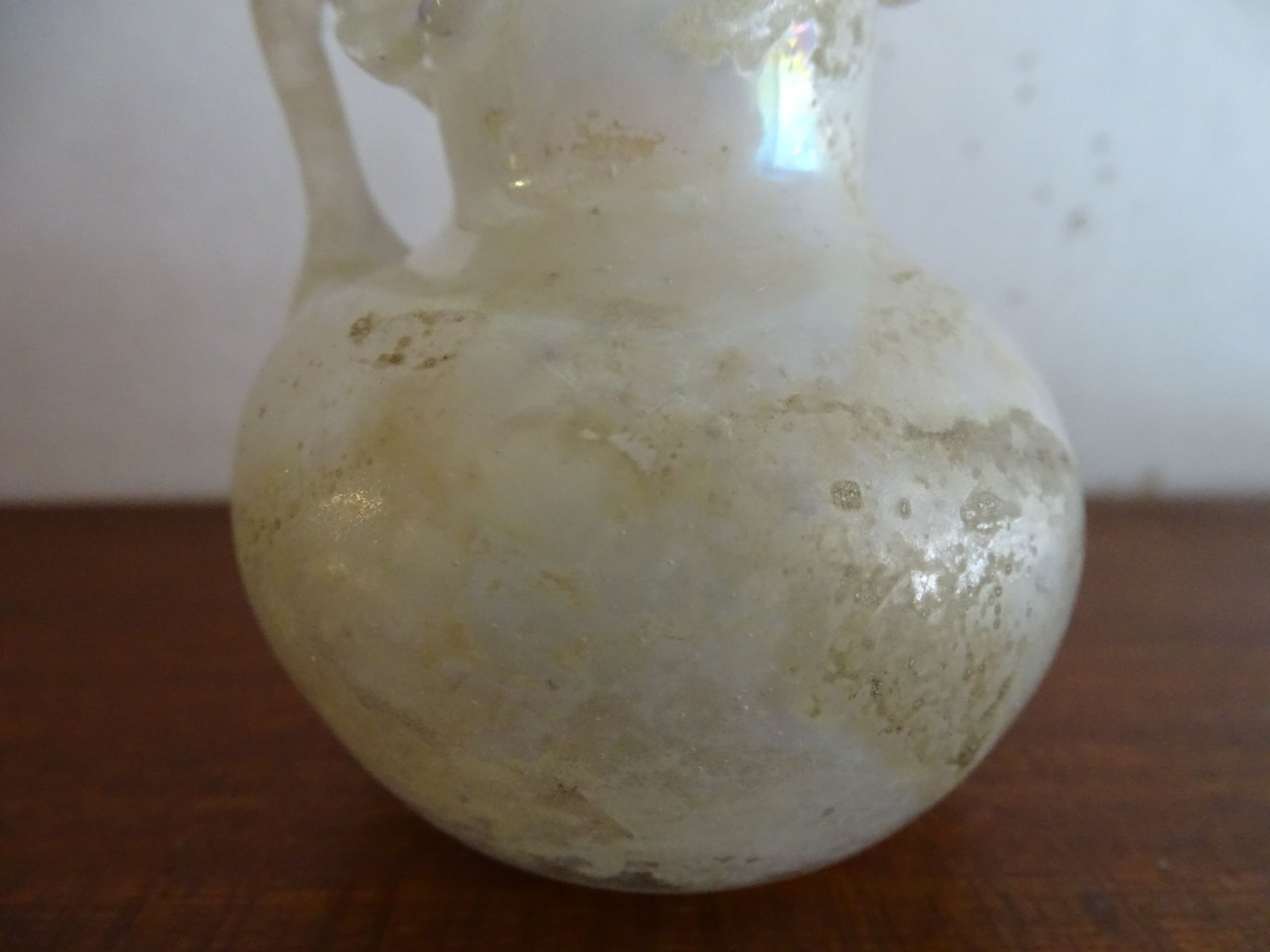 Vase with miniature handle Scavo Seguso Vetri d'Arte iridescent glass Murano 1950