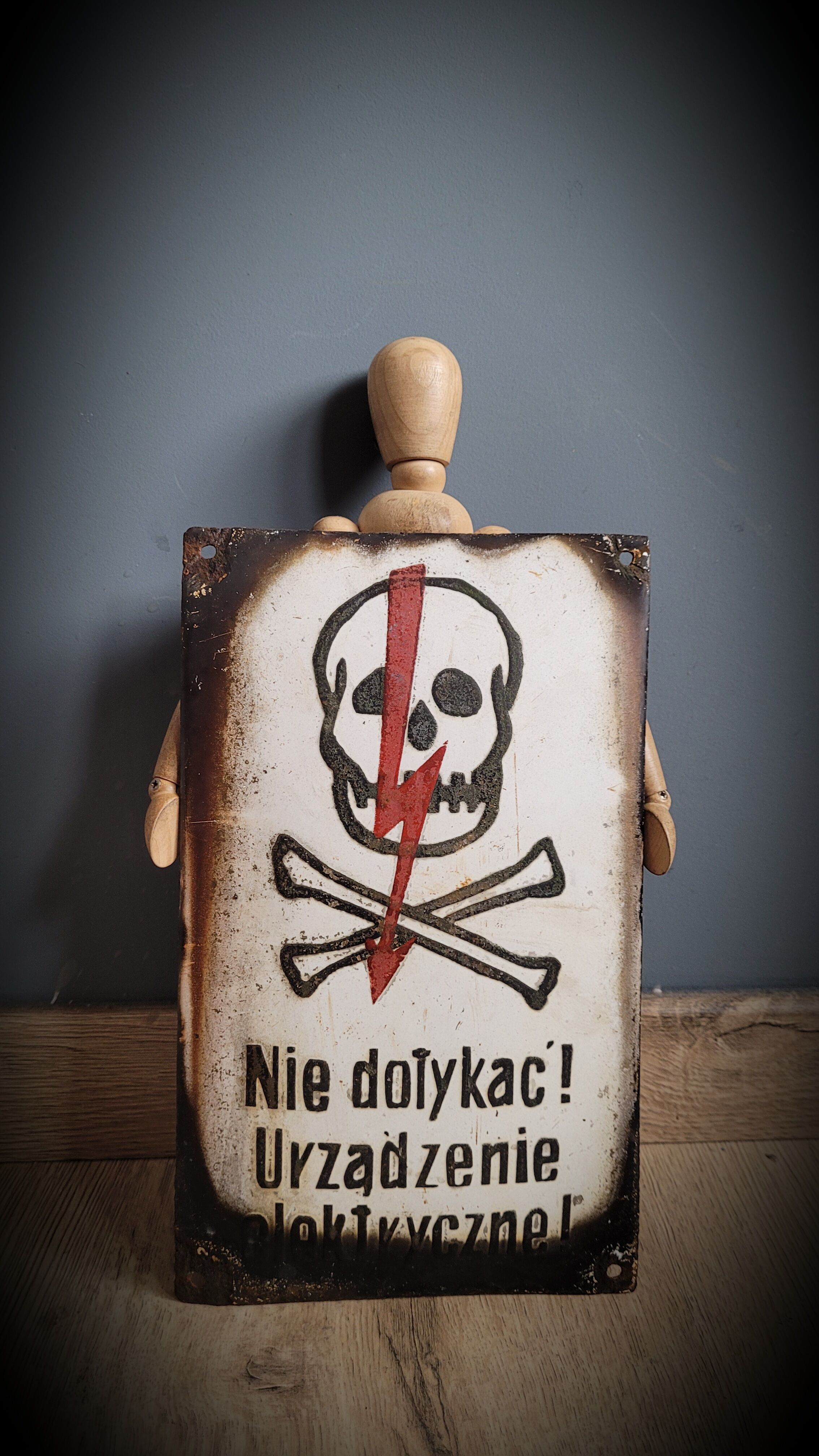 Skull 1 straight flash enamel plate