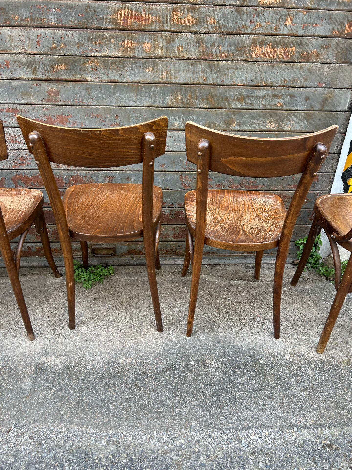 (Lot) 5 chaises bistrot bois